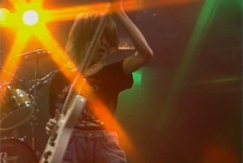 Kuva: School Haters -yhtyeen kitaristi (1988) YLE kuvanauha.