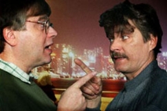 Kuva: Jukka Voutilainen ja Heikki M��tt�nen kuunnelmasarjassa Yksityisetsiv� Liidun seikkailut (1998). YLE Kuvapalvelu/Jyrki Valkama.