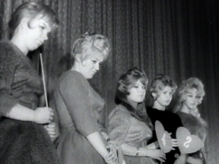 Kuva: Suomen Brigitte Bardot -kilpailun osanottajia (1959). Yle kuvanauha.
