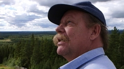 Kuva: Esko Nikkari. YLE kuvanauha (2001).