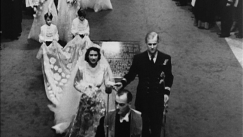 Kuva: Vihkipari Elisabet ja Philip. Kuvanauha