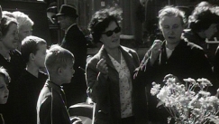 Kuva: Ihmisi� Tampereen torilla (1966) Yle kuvanauha.