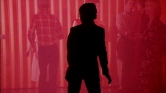 Kuva: Ep�sosiaalisesti k�ytt�ytyv� mies diskossa (1979). YLE kuvanauha.