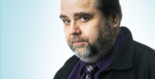 Kajon naama, jossa ilme kuin haikealla ajokoiralla jolla alhainen verensokeri.