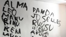 Olohuoneen seinämaalaus. Kuva: Riiko Sakkinen