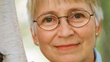 Noppa-juontaja Maija Asikainen bloggaa historiastaan. Kuva: Yle