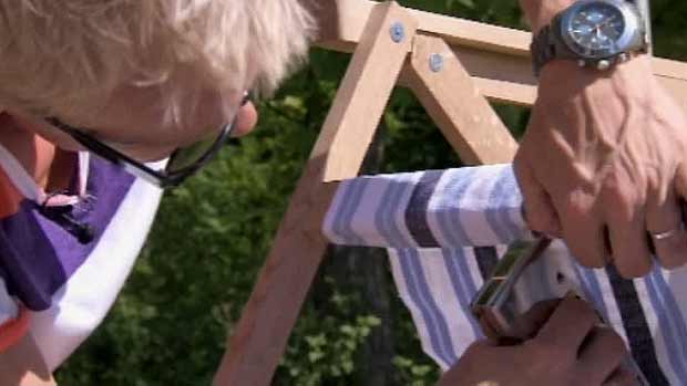 Tukholman-tuoli - strömsöläinen aurinkotuoli Jimin ohjeella. Kuva: Strömsö, Yle