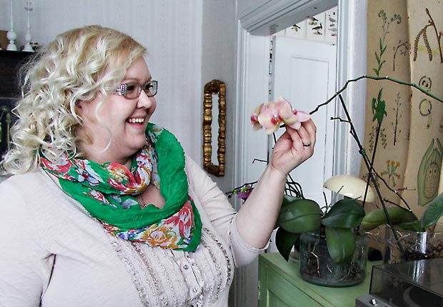 Blogistania: Parolan asema ja Katja Rinkinen. Kuva: Mape Morottaja