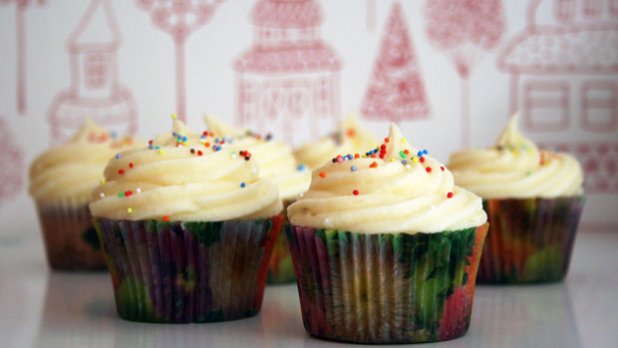 Vanilja-cupcaket Jauhot suussa -blogin Jonnan vinkeillä