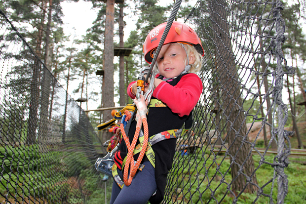 Lasten kanssa matkalla - Flowpark-kiipeilypuisto