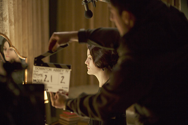 Downton Abbeyn kulissien takana. Kuva: Yle