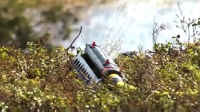 Metsänpohjamaton eli kuntan asentaminen pihalle. Kuva: Puutarhaunelmia