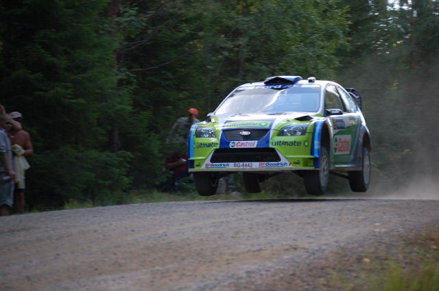 Bossen kissamainen loikka Ouninpohja Idässä