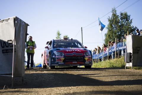 Dani Sordo hirvimäen lähdössä