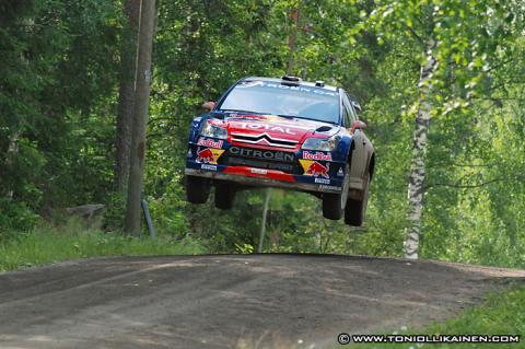 Sébastien Loeb - crazy driving!