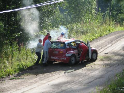 Sakari Linko: Meeke savuaa